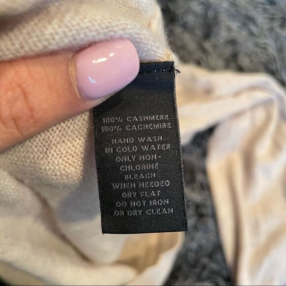 SAKS FIFTH AVENUE Black Label Embellished Cashmere Sweater In Beige- Size Medium - Picture 9 of 11